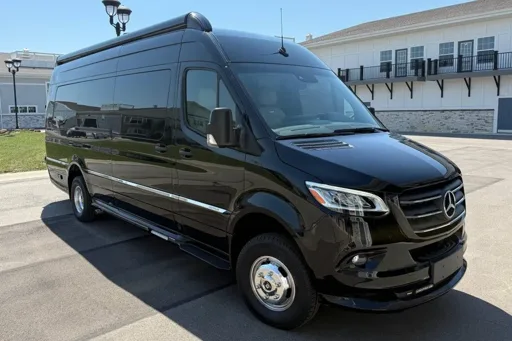 Airstream Interstate 24GT 4×4 met 8.000 mijl op de teller