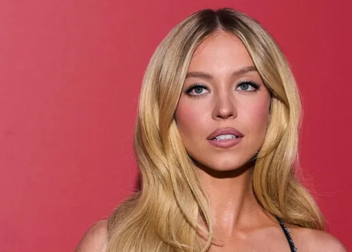 Female Athletes Push Back Against Sydney Sweeney's Sports Betting Ad Female Athletes Push Back Against Sydney Sweeney's Sports Betting Ad