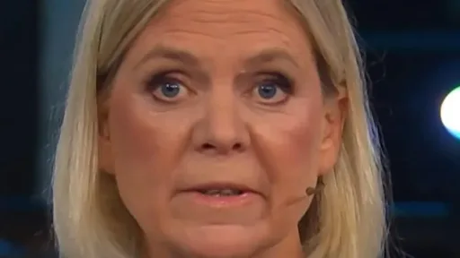 Magdalena Andersson inledde statsministerduellen med attack mot kommunalråd Magdalena Andersson inledde statsministerduellen med attack mot kommunalråd