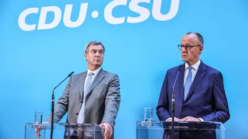 Söder: Kein Kanzlersturz durch die CSU Söder: Kein Kanzlersturz durch die CSU
