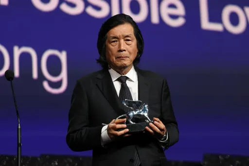 Lee Chang-dong Films Head to Netflix Worldwide After 'Possible Love' Wins Silver Lion at Venice Lee Chang-dong Films Head to Netflix Worldwide After 'Possible Love' Wins Silver Lion at Venice