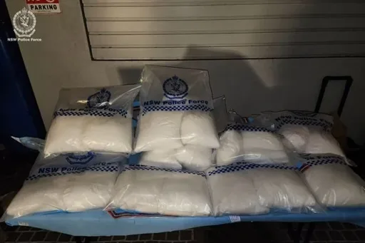 Children as young as 13 treated for 'ketamine bladder' at first UK paediatric clinic Children as young as 13 treated for 'ketamine bladder' at first UK paediatric clinic