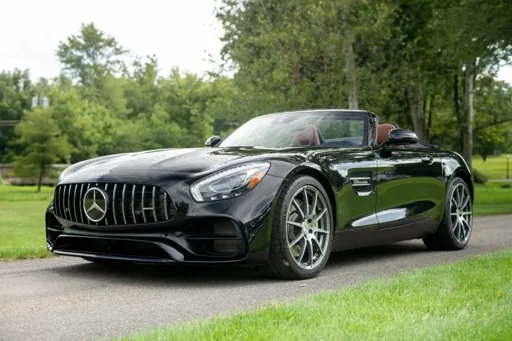 Mercedes-AMG GT Roadster uit 2018 met 16.000 mijl op de teller aangeboden Mercedes-AMG GT Roadster uit 2018 met 16.000 mijl op de teller aangeboden