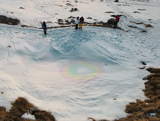 Chiara Gambirasio trasforma il colore in percezione dell'immateriale da BUILDING a Milano Chiara Gambirasio trasforma il colore in percezione dell'immateriale da BUILDING a Milano