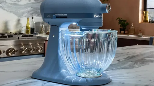 KitchenAid lanserar Design Series Luminaire – en mixer som lyser upp köket