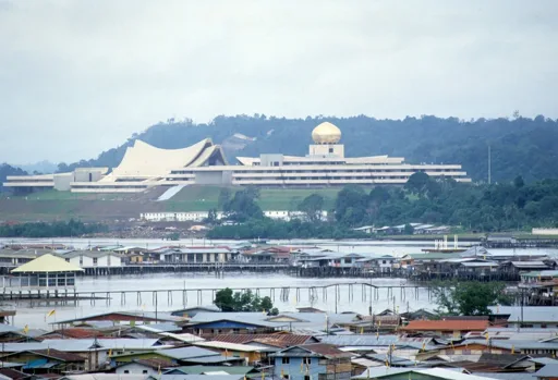 Le plus grand palais habité du monde se trouve au Brunei