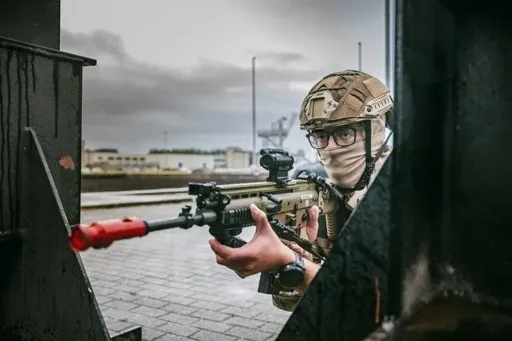 Belgisch leger richt tien nieuwe eenheden op, van dronespionnen tot havenbeschermers