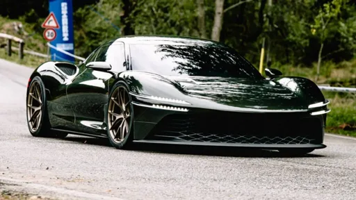 Genesis Magma GT Concept Runs at Italian Hillclimb With Twin-Turbo V8 Genesis Magma GT Concept Runs at Italian Hillclimb With Twin-Turbo V8