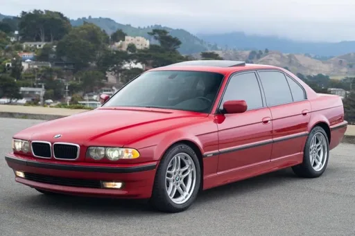 S62-Powered 2001 BMW 740i Sport with Six-Speed Manual Heads to Auction S62-Powered 2001 BMW 740i Sport with Six-Speed Manual Heads to Auction