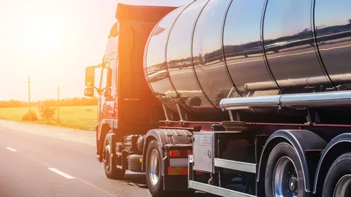UK Truckers Win Right to Work 16-Hour Days UK Truckers Win Right to Work 16-Hour Days
