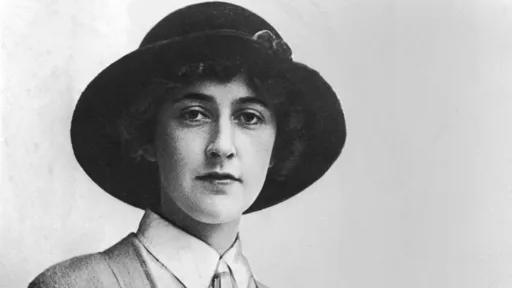 Londra, un pied-à-terre per Agatha Christie in un rifugio Art Déco degli anni Trenta Londra, un pied-à-terre per Agatha Christie in un rifugio Art Déco degli anni Trenta