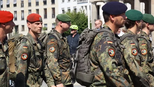 Резервістський союз вимагає вилучити «Оперативний план Німеччина» із Саксонії-Ангальт у разі приходу до влади АдН Резервістський союз вимагає вилучити «Оперативний план Німеччина» із Саксонії-Ангальт у разі приходу до влади АдН