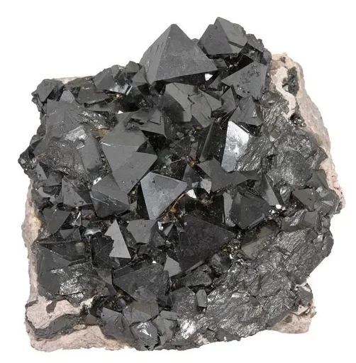Magnetite Nanoparticles Clean Dyes in One Step, Study Finds Magnetite Nanoparticles Clean Dyes in One Step, Study Finds