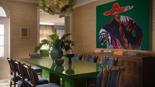 Une maison historique de Floride prouve qu'un intérieur coloré peut rester apaisant Une maison historique de Floride prouve qu'un intérieur coloré peut rester apaisant